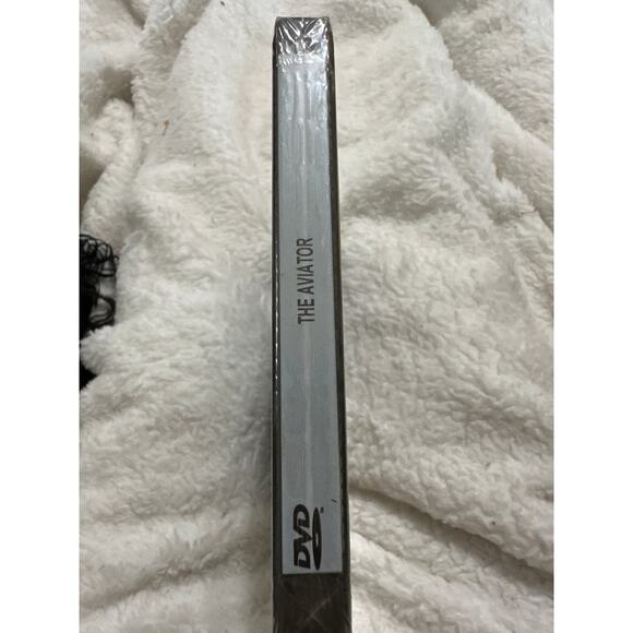 DVD the AVIATOR 2 Disc full screen Edition with 
Leonardo Dicaprio NWT sealed. - Picture 3 of 3